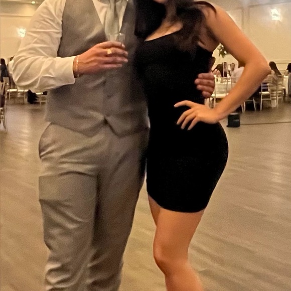 Zara Dresses & Skirts - Black Zara Sleeveless Bodycon Dress